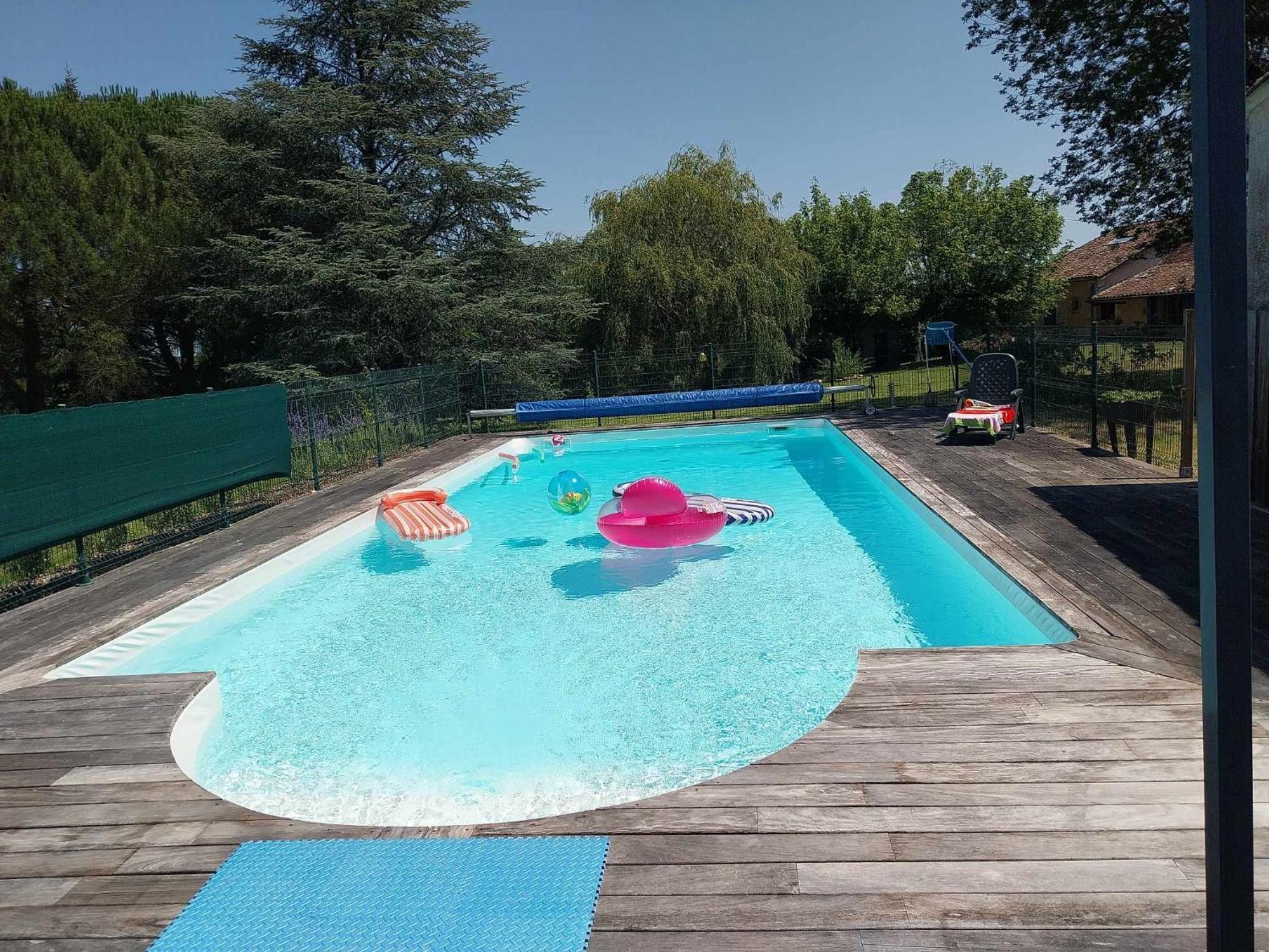 Bed and Breakfast Les Bernus Monfaucon  Екстер'єр фото